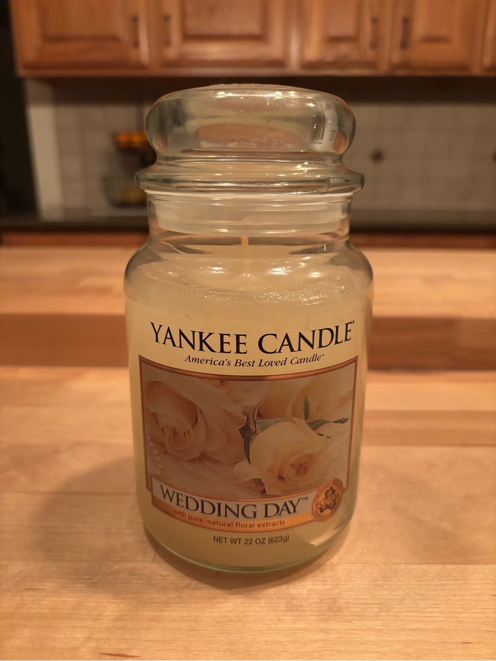 Yankee Candle Wedding Day Jar Candle - Pale Yellow